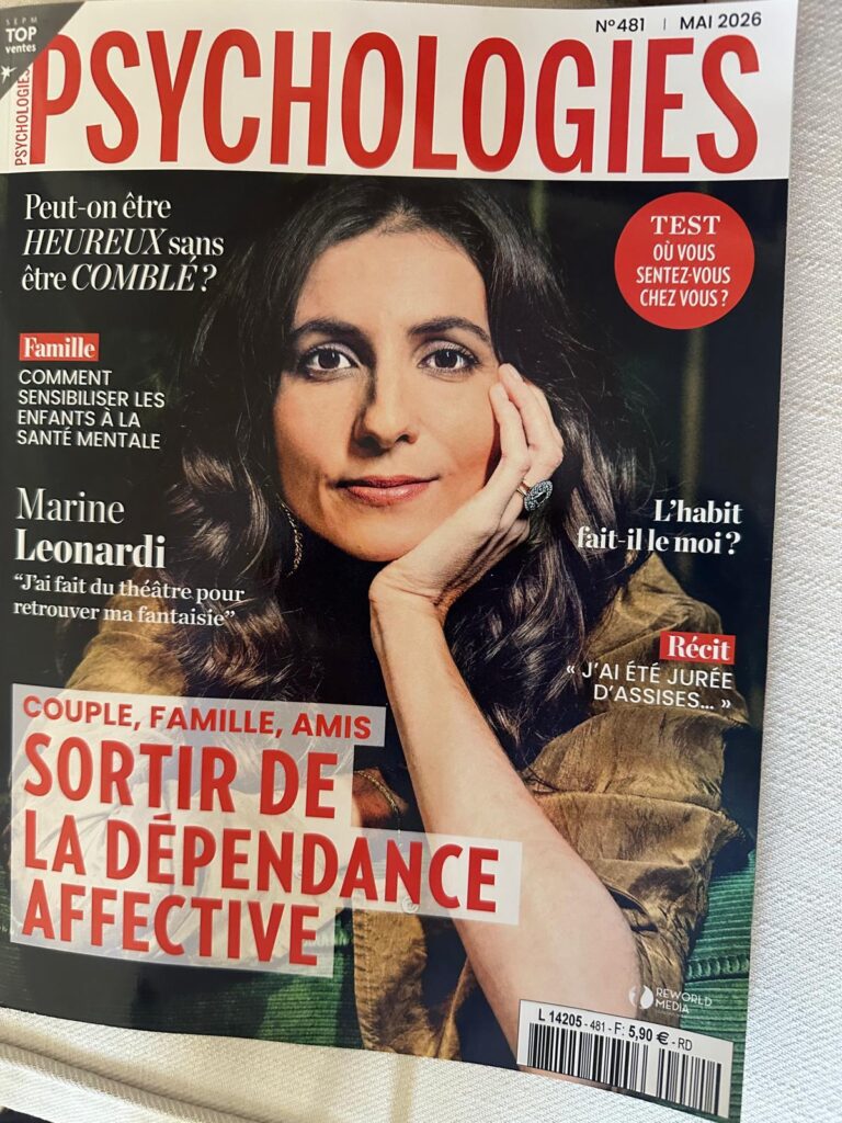 Vivre avec une personne en dépendance affective est déroutant. Au début, la relation semble flatteuse : nous nous sentons choisi.e, précieux.se. Puis, à force de sollicitations, nous avons le sentiment d'étouffer. ....